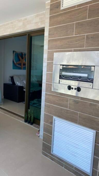 Apartamento Frente Ao Mar Em Resort Pe Na Areia 아라이알도카보 외부 사진
